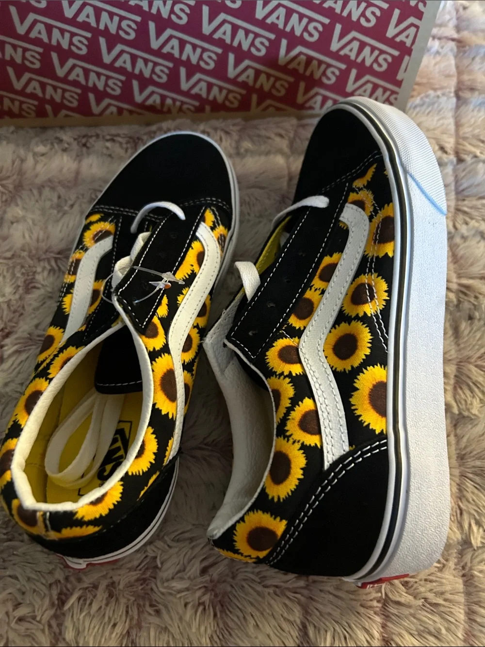 Vans Kids Sunflower Old Skool Sneakers size 6